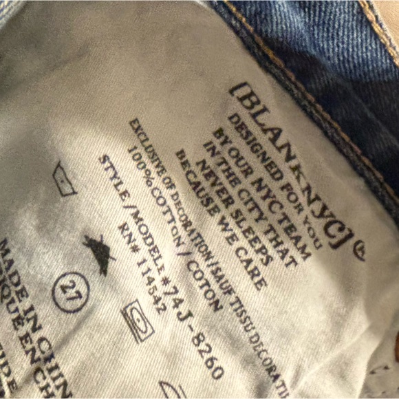 Blank NYC Light Wash Distressed Jean Shorts High Rise Blue Size 27 NWT - Picture 5 of 9